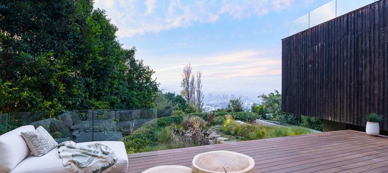 4 Bedroom Property for Sale in Higgovale Western Cape